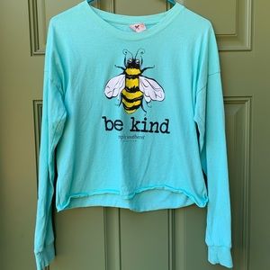 Simply Southern bee cropped long sleeve